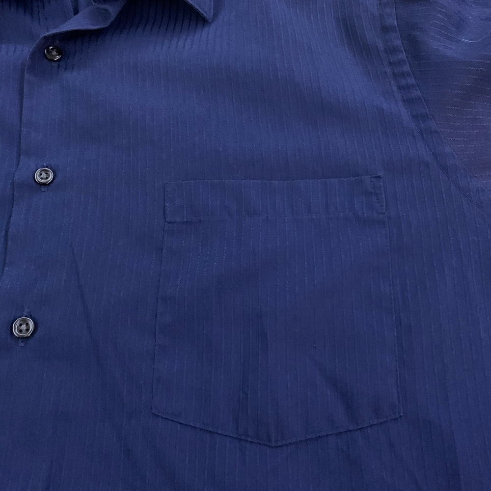 Van Heusen Classic Fit Satin Stripe Dress Shirt - Picture 4 of 4
